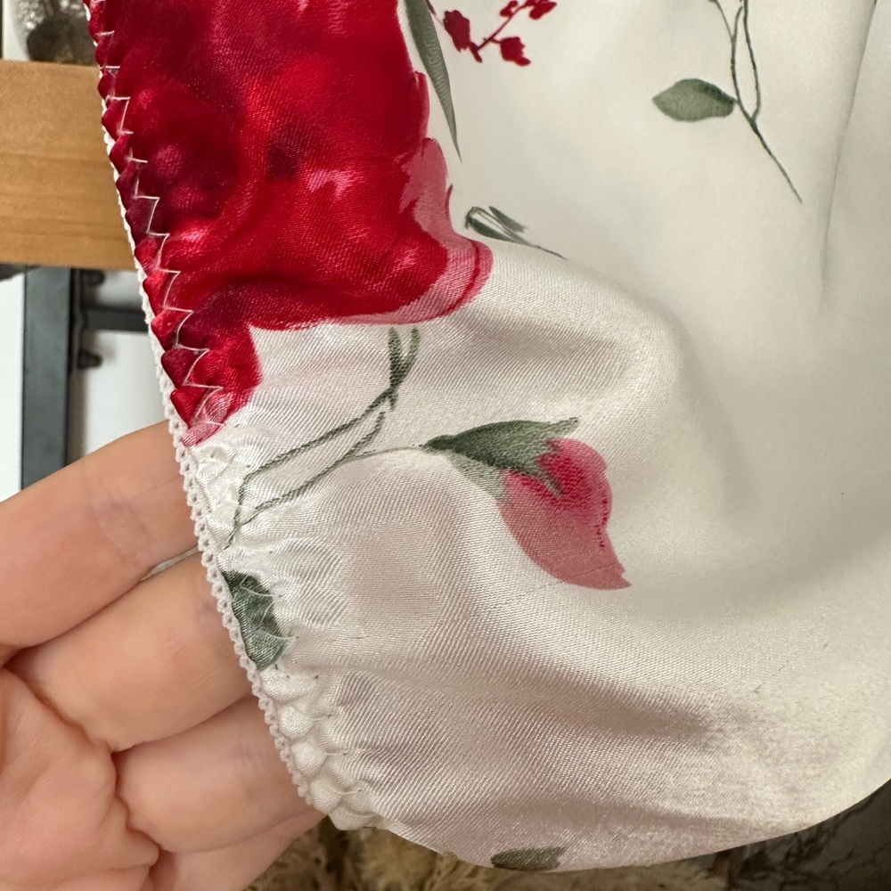 Vintage red rose satin silky 3 piece lingerie set - Picture 12 of 14